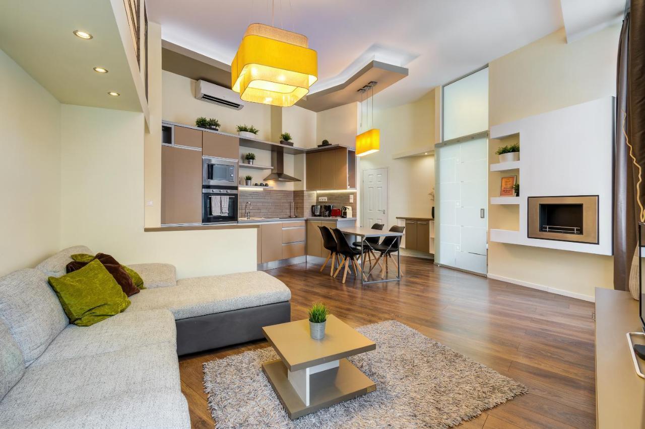 Spacious & Stylish Apartment In Downtown Budapest Eksteriør bilde